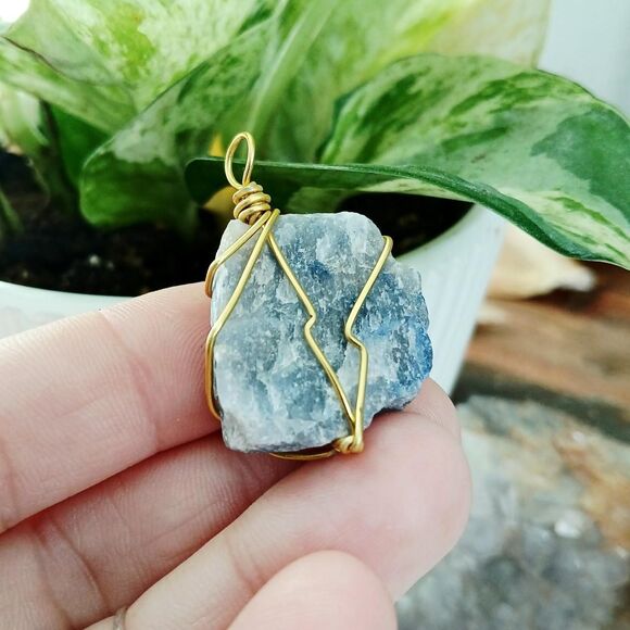 Blue Aventurine Crystal Gemstone Pendant Wire Wrapped 1.25" - Picture 4 of 4